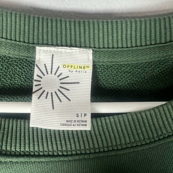 OFFLINE By Aerie Weekend Side Tie Sweatshirt. Green. Running late Small - Picture 6 of 7